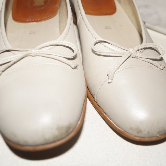 Gabor Cream Leather Ballerina Flats with Bow (Size 7) - Picture 4 of 5